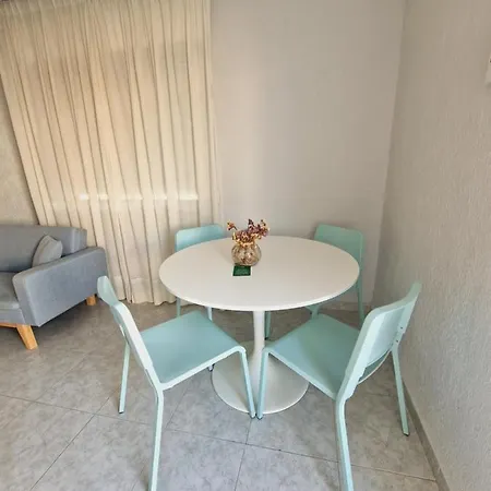 Pensión Alba La Mata (Torrevieja)