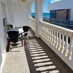 Alba 4*