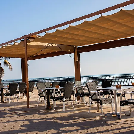 Casa de hóspedes Alba 4*
